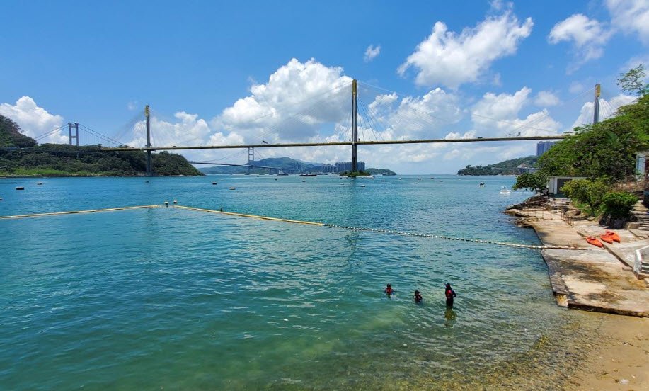 Approach Beach, China